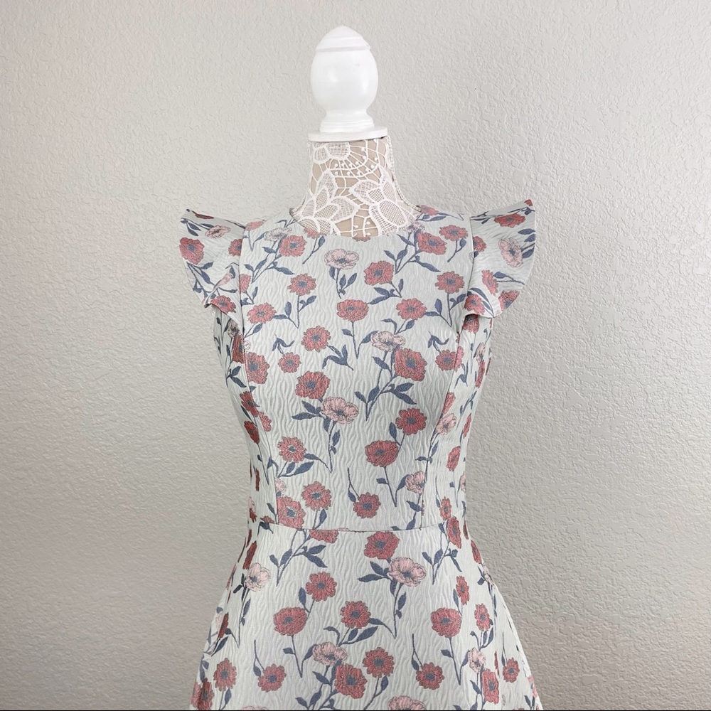 Gal Meets Glam Lola Dancing Daisy Jacquard Dress - Picture 11 of 15